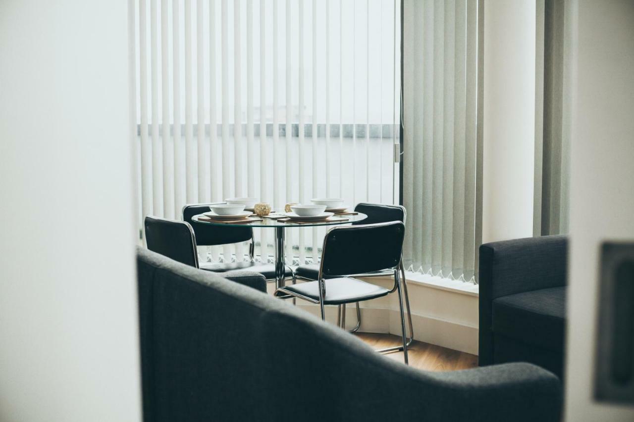 Penthouse In Liverpool City Centre - Free Parking - Balcony - By Happy Days Exterior photo