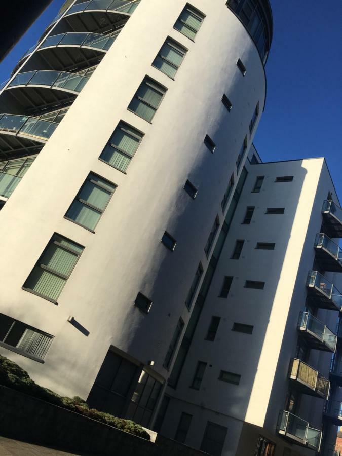 Penthouse In Liverpool City Centre - Free Parking - Balcony - By Happy Days Exterior photo